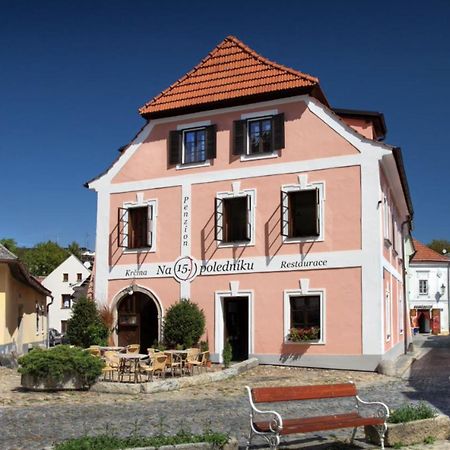 Penzion Na 15. Poledníku Hotel Jindřichŭv Hradec Exterior foto